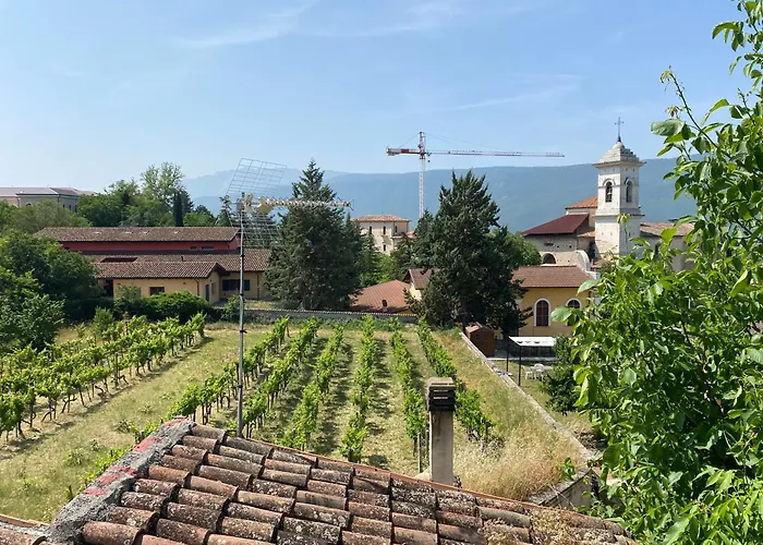 Orchidea Retreat - View Of Mountains & Vines Apartment *